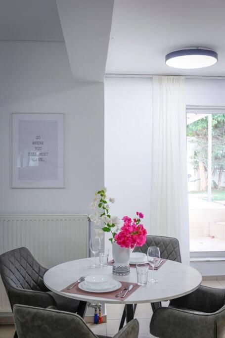 Pame Rentals - Cozy Glyfada Stay With Free Parking เอเธนส์ ภายนอก รูปภาพ
