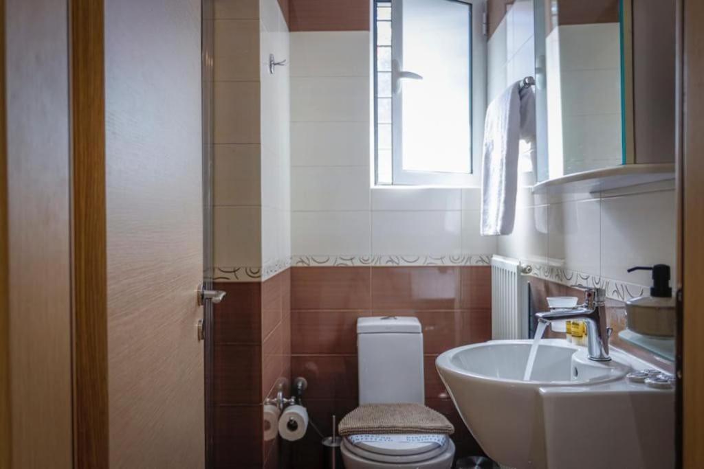 Pame Rentals - Cozy Glyfada Stay With Free Parking เอเธนส์ ภายนอก รูปภาพ